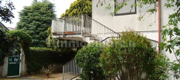 5 bedrooms Villa in Udine, Italy No. 379308 23