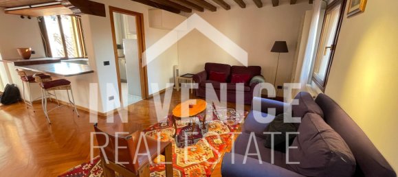 4 rooms Apartment in Venice, Italy No. 213444 8