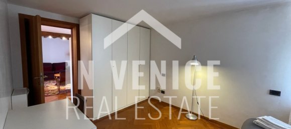 4 rooms Apartment in Venice, Italy No. 213444 26