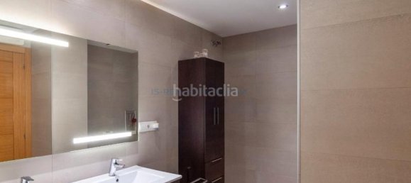 5 bedrooms Apartment in Alicante, Spain No. 190188 9