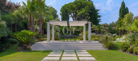 10 rooms Villa in San Felice del Benaco, Italy No. 132483 12