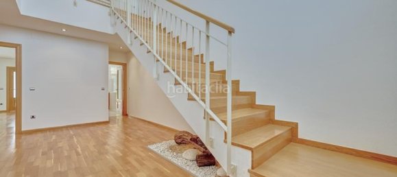 5 bedrooms House in Chartered Community of Navarre, Spain No. 169724 7