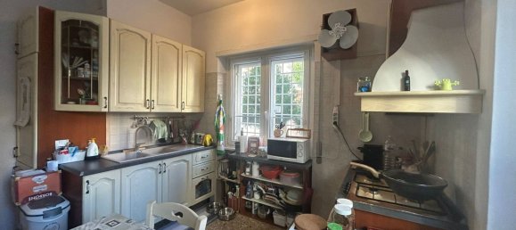 Квартира с 4 комнатами в Рим, Италия № 21952 6