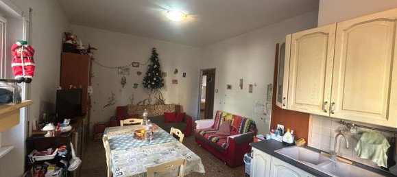 Квартира с 4 комнатами в Рим, Италия № 21952 2