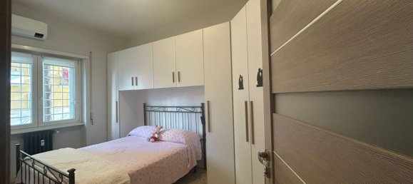 Квартира с 4 комнатами в Рим, Италия № 21952 27