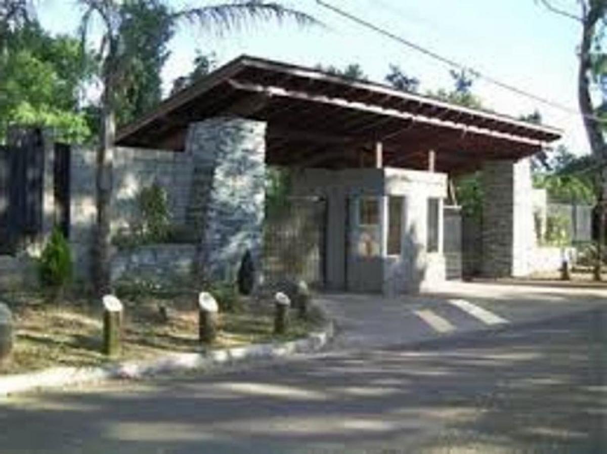 3 bedrooms House in Ituzaingo, Argentina No. 62172