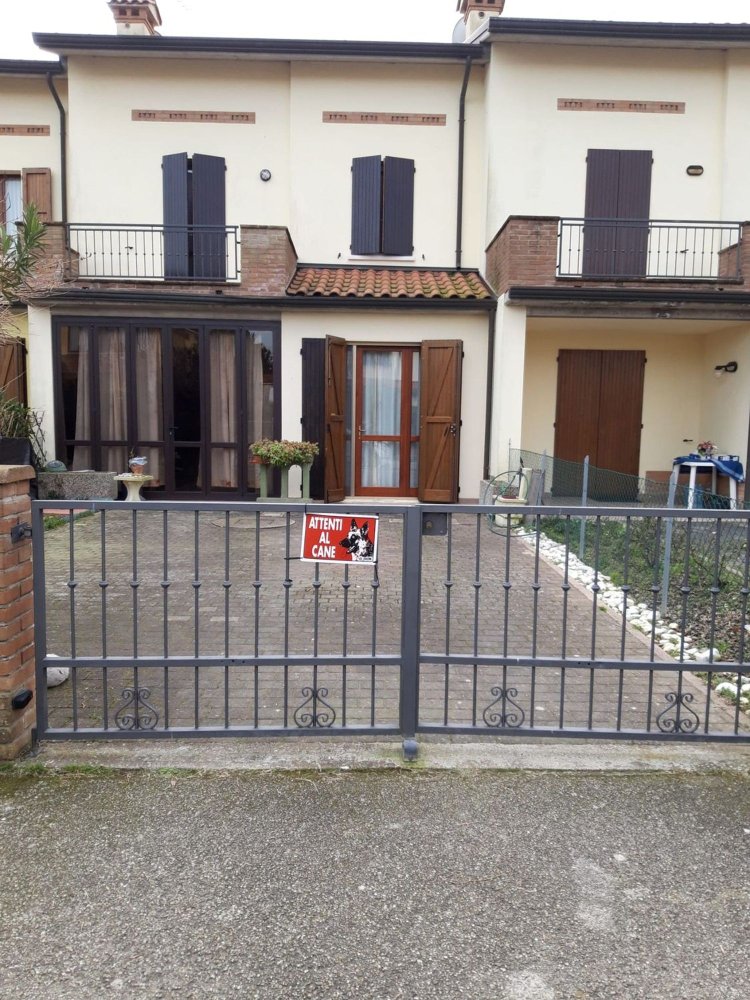 4 rooms House in Ravenna, Italy No. 229712