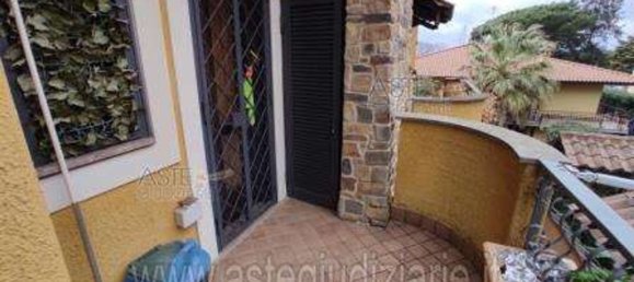 5-salle Appartement à Grottaferrata, Italy No. 32444 18