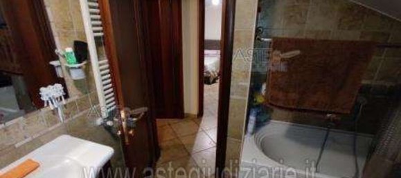 5-salle Appartement à Grottaferrata, Italy No. 32444 25