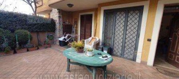 5-salle Appartement à Grottaferrata, Italy No. 32444 16