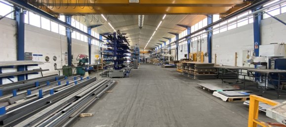 Entrepôt à Goppingen, Germany 2444m² No. 314142 3