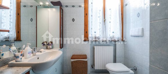 Casa de 4 dormitorios en Scandiano, Italy No. 81221 11