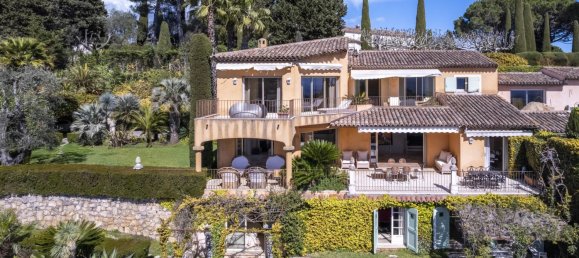 Propiedad comercial de 6 dormitorios en Mougins, France No. 1674 3