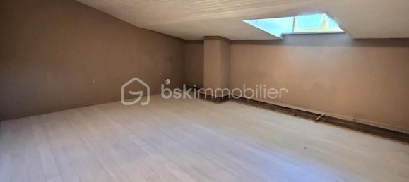 5 bedrooms House in Meuse, France No. 300106 5