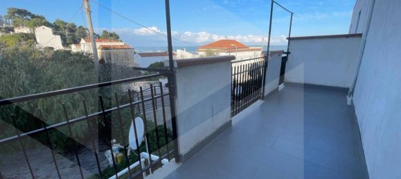 4غرفة شقة في Vico del Gargano, Italy رقم 20412 18