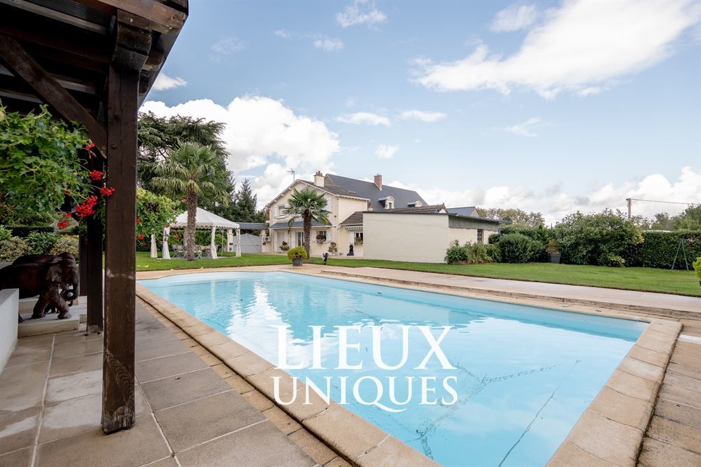 4 غرف نوم منزل في Fresnes, France رقم 247437