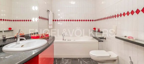 8غرفة فيلا في Albavilla, Italy رقم 131655 24