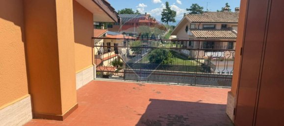 3 bedrooms Apartment in Rome, Italy No. 272651 12