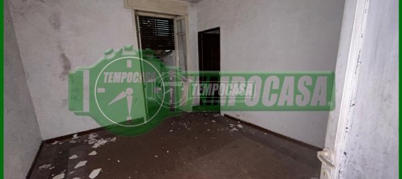 7 bedrooms House in Gavirate, Italy No. 125372 6