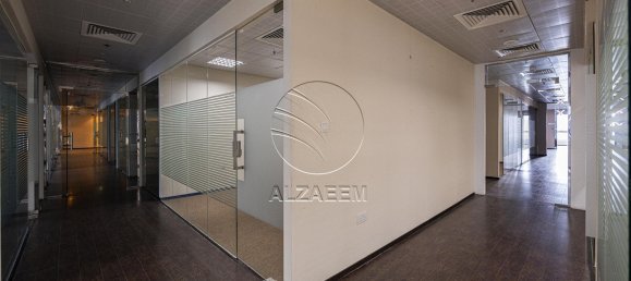 Bureau à Al Khalidiya, UAE 622m² No. 29263 8