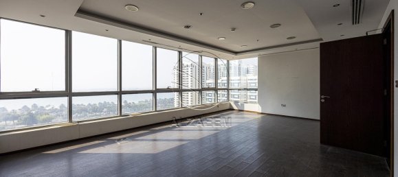 Bureau à Al Khalidiya, UAE 622m² No. 29263 17