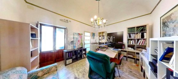 5 rooms House in Turin, Italy No. 298136 3