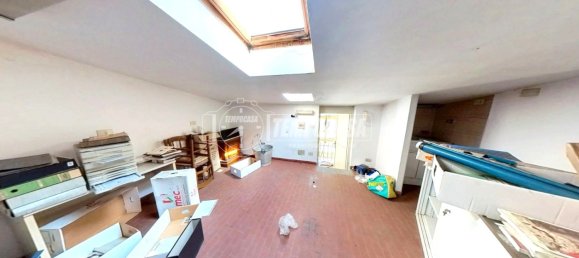 5 rooms House in Turin, Italy No. 298136 12