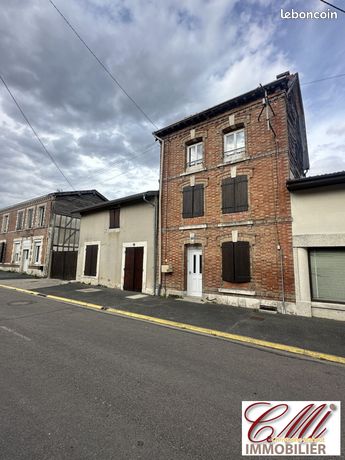 Дом с 4 спальнями в Витри-ле-Франсуа, Франция № 300837