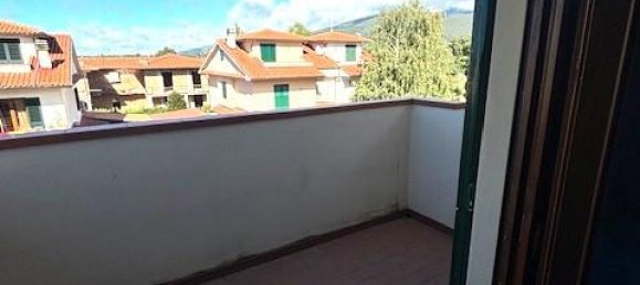 6 rooms House in Terranuova Bracciolini, Italy No. 233988 28