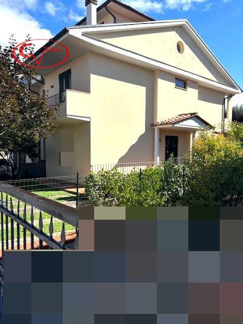 6 rooms House in Terranuova Bracciolini, Italy No. 233988