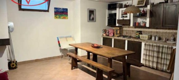 6 rooms House in Terranuova Bracciolini, Italy No. 233988 41