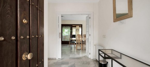 6 bedrooms Villa in Marbella, Spain No. 129925 6