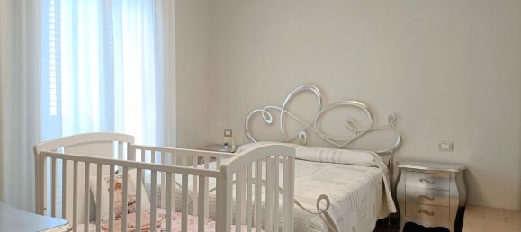 3 bedrooms Penthouse in Empoli, Italy No. 345791 18