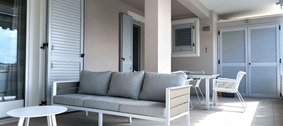 3 bedrooms Penthouse in Empoli, Italy No. 345791 2