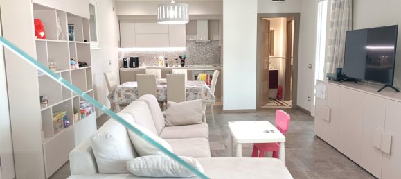 3 bedrooms Penthouse in Empoli, Italy No. 345791 13