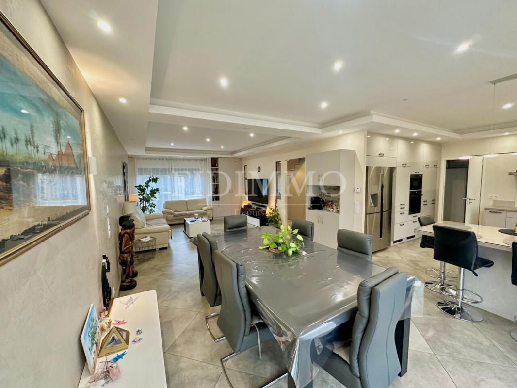 4 غرف نوم منزل في Sucy-en-Brie, France رقم 162459