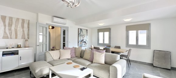 4 bedrooms House in Estepona, Spain No. 34622 8