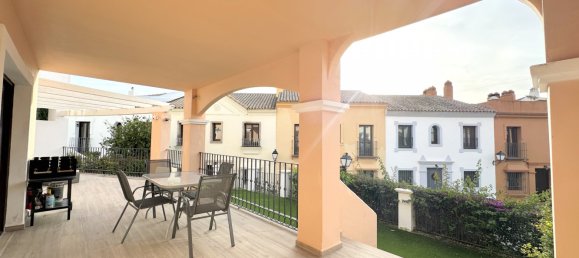 4 bedrooms House in Estepona, Spain No. 34622 30