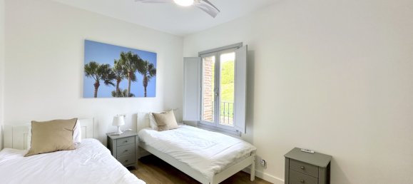 4 bedrooms House in Estepona, Spain No. 34622 17