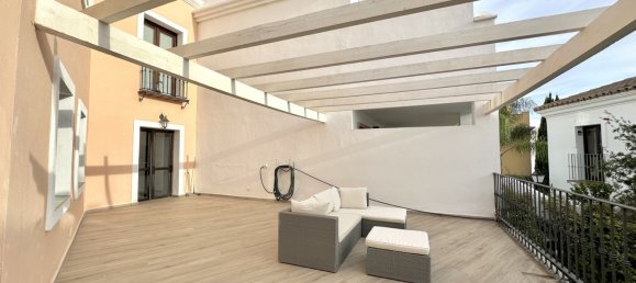 4 bedrooms House in Estepona, Spain No. 34622 32