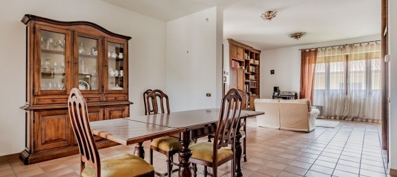 5 rooms House in Sezze, Italy No. 67243 7