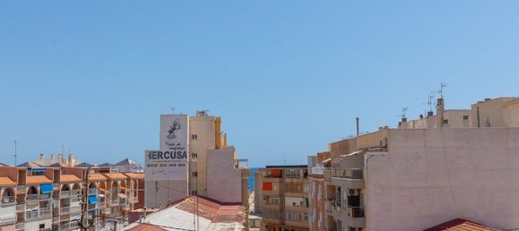 Penthouse T2 em Torrevieja, Spain N.º 181823 21