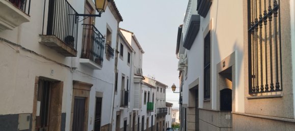 Adosado de 3 dormitorios en Cáceres, Spain No. 144890 3