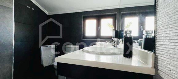 3 bedrooms House in Calheta, Portugal No. 146073 16