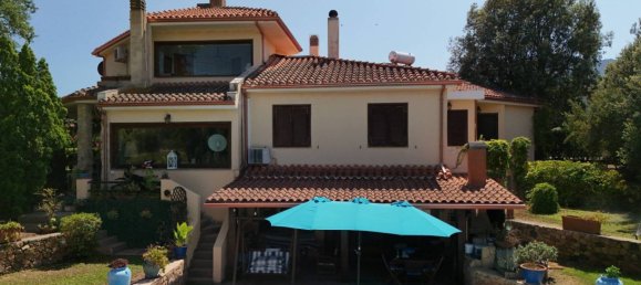 Villa de 4 dormitorios en Capoterra, Italy No. 317362 4