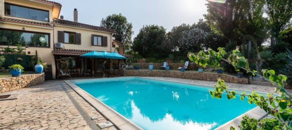 Villa de 4 dormitorios en Capoterra, Italy No. 317362 50