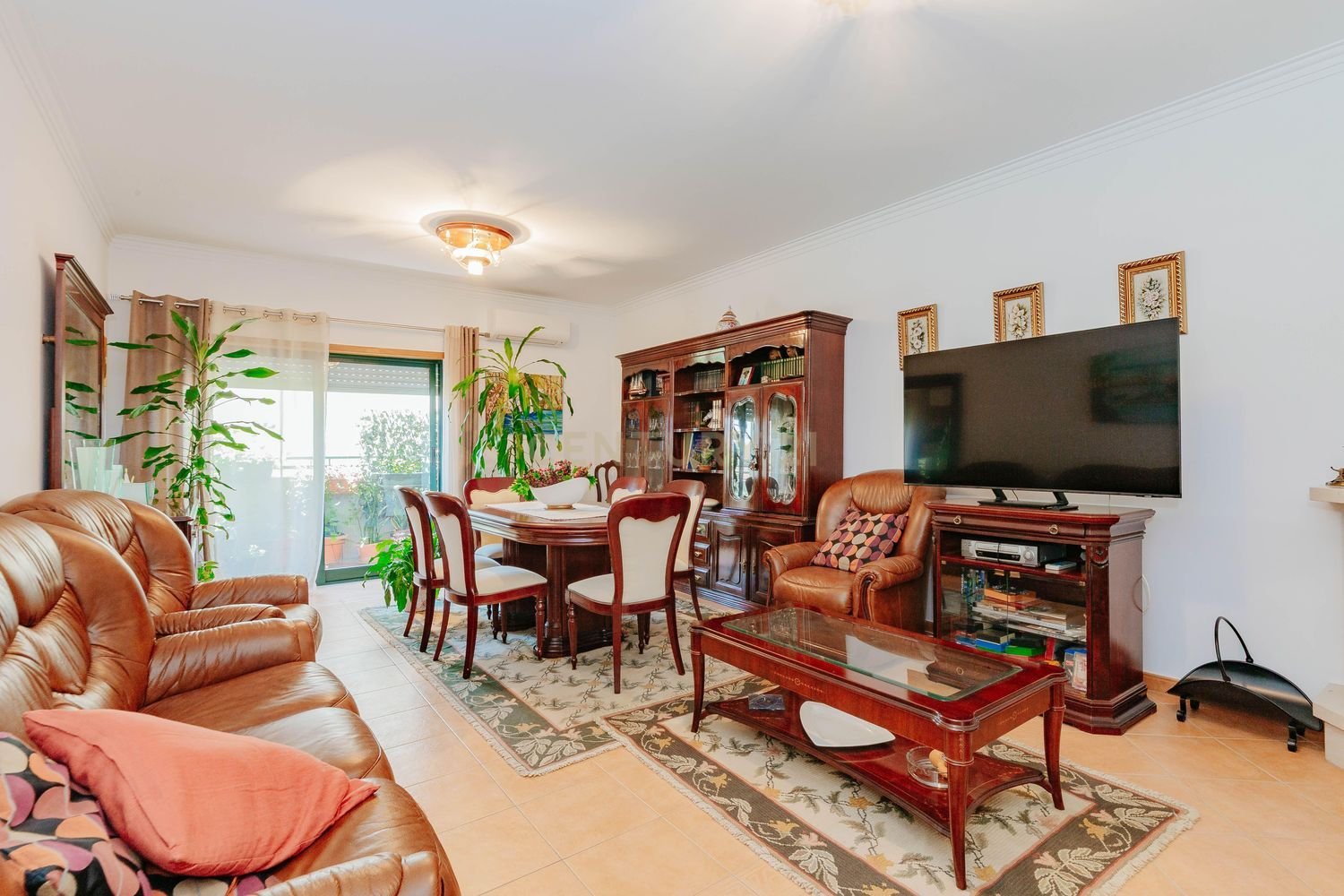 3 bedrooms Apartment in Barreiro, Portugal No. 228433