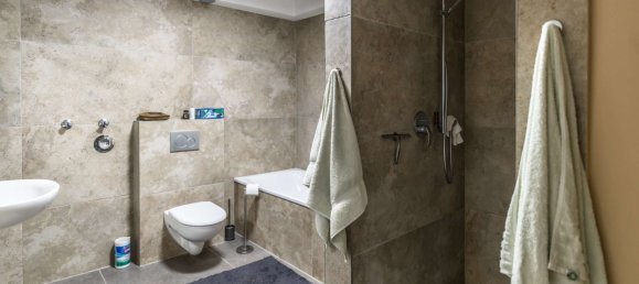 Квартира с 2 спальнями в Висбаден, Германия № 108489 14