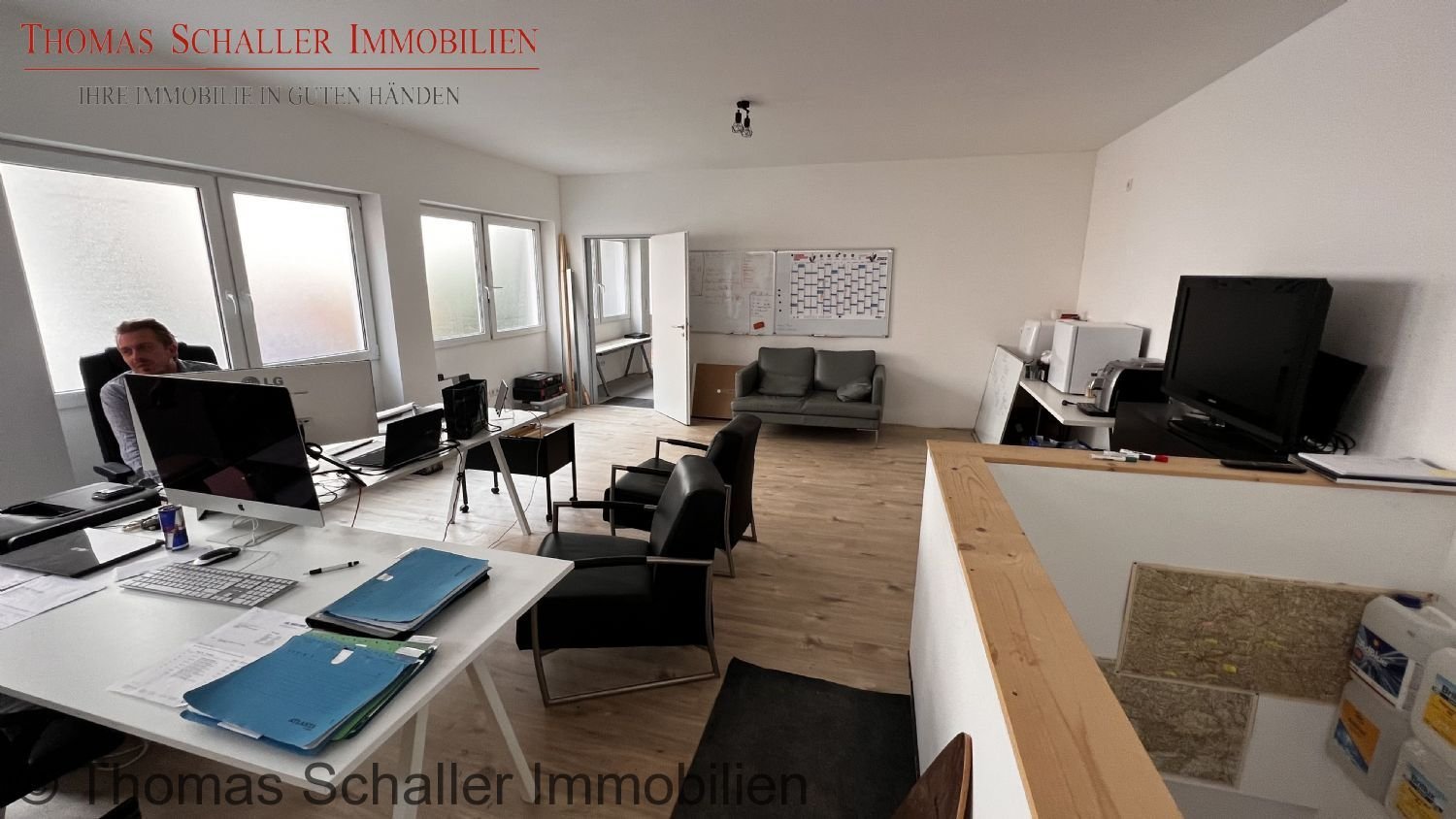 3 rooms Commercial property in Nuremberg, Germany No. 239109