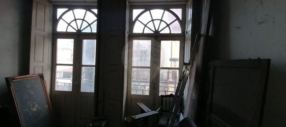 180m² Building in Vila Nova de Gaia, Portugal No. 116435 10